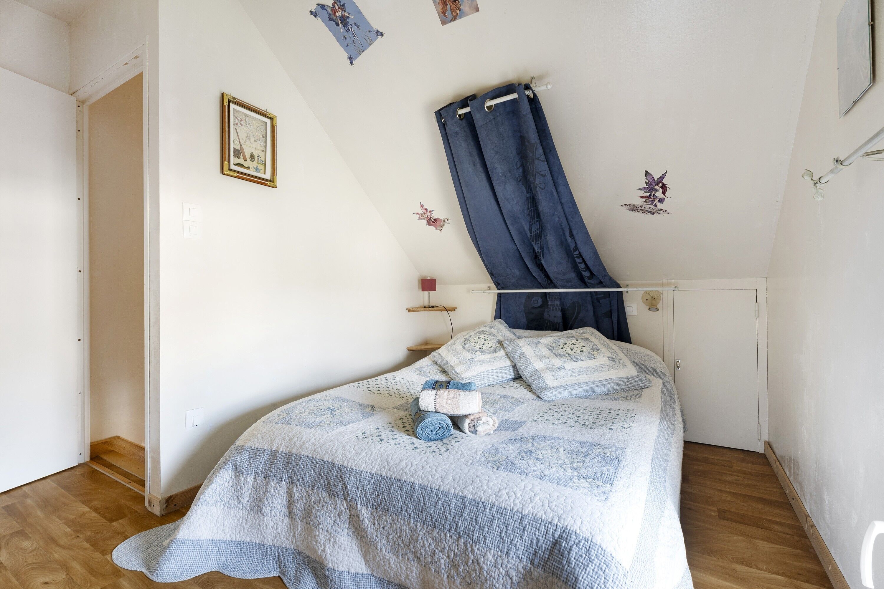 1 chambre, fer et planche à repasser, Wi-Fi, draps fournis