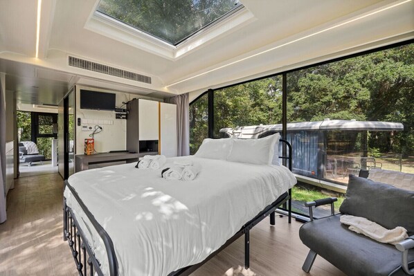 1 غرفة نوم ومكتب وواي فاي مجانًا وملاءات أسرّة