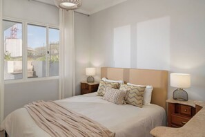 3 bedrooms, WiFi, bed sheets