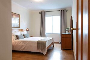 1 bedroom, iron/ironing board, WiFi, bed sheets - Elsa's Place, Elsa's Place . (Funchal)