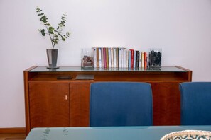 Interior - Elsa's Place II, Elsa´s Place II (Funchal)