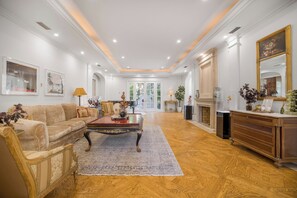 Hall