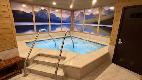 Brand New Luxury Ski In/Out Next to Chair 1 & 2