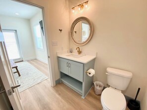 Doccia, asciugacapelli, asciugamani