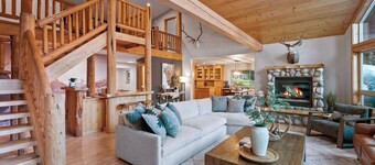 Lux Riverfront Cabin w/ Hot Tub