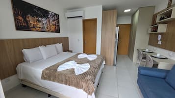 Comfort Apartment, Courtyard View | Laptop workspace, free WiFi