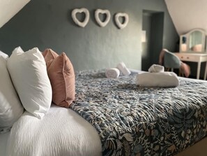 4 soverom, strykejern/-brett, reiseseng for barn og wi-fi