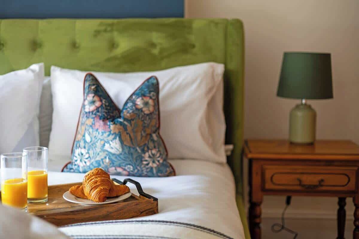 3 chambres, fer et planche à repasser, Wi-Fi, draps fournis