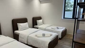 Bügeleisen/Bügelbrett, WLAN, Bettwäsche