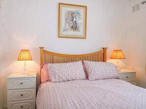 3 bedrooms, individually decorated, individually furnished, free WiFi