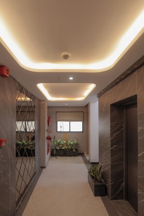 Living area - Hiive By Convivial Hotels (Raipur)