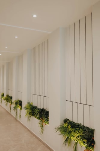 Hiive By Convivial Hotels