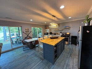 Microwave, stovetop, dishwasher