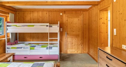 Room '2' with mountain view, shared terrace and Wi-Fi