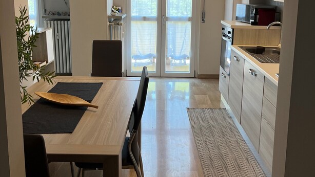 Uklassifisert bilde, 1 av 6, knapp