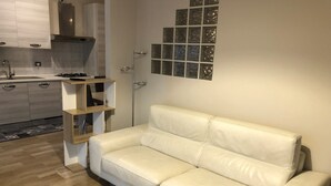 Uklassifisert bilde, 5 av 6, knapp