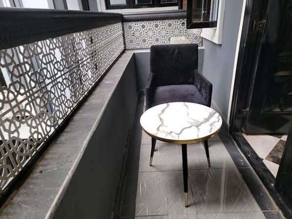 Lejlighed - balkon - byudsigt | Terrasse/gårdhave