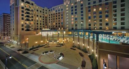 Perfect Family Getaway - NCAA Basketball, Cherry Blossoms & More! 3BD/2BA Deluxe