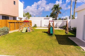 Villa, 3 Bedrooms, Smoking, Private Pool | Children's area