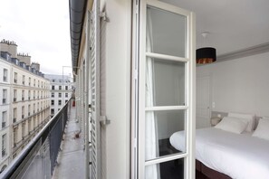 3 Schlafzimmer, Schreibtisch, Bügeleisen/Bügelbrett, kostenloses WLAN