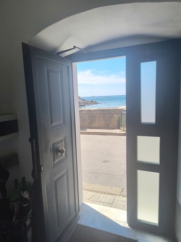 Apartment 'Nonno Enzo' with Air Conditioning