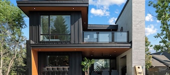 Modern Muskoka River Retreat