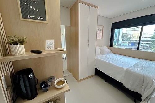 Versatile 14m² studio in São Paulo