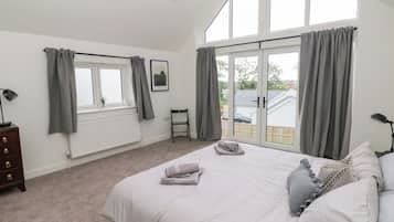 5 chambres, décor unique, ameublement unique, accès au Wi-Fi (inclus)