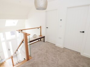 Interior - Ty Landsker (Milford Haven)