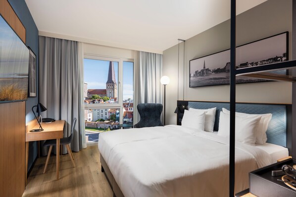 Standard Double Room | Hypo-allergenic bedding, down comforters, minibar, in-room safe - ScanHotels Stadthafen (Rostock)