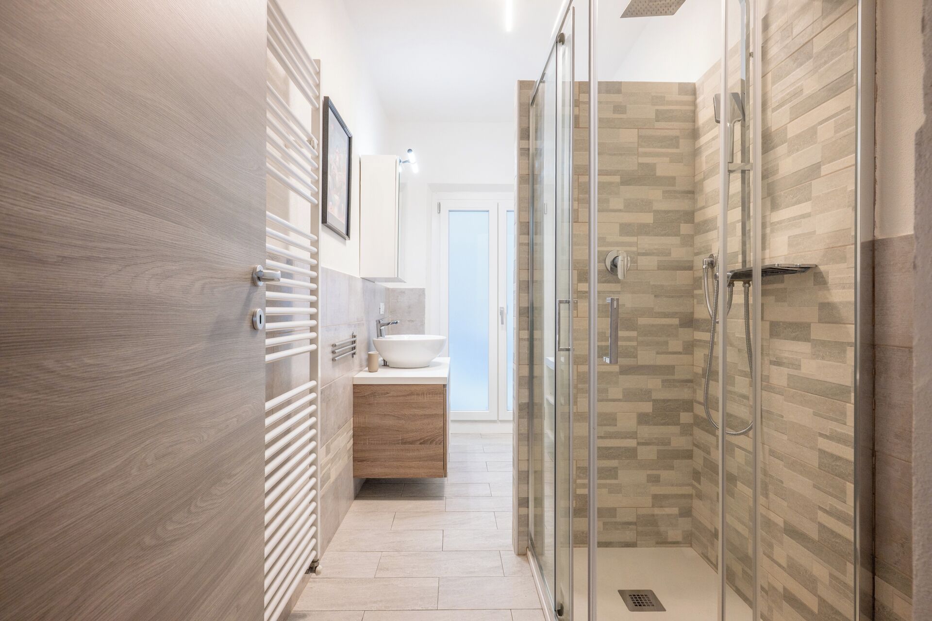 Dusche, Bidet, Handtücher