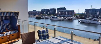 Anchorage vacation apartment - For 4 people with harbor view and private wallbox