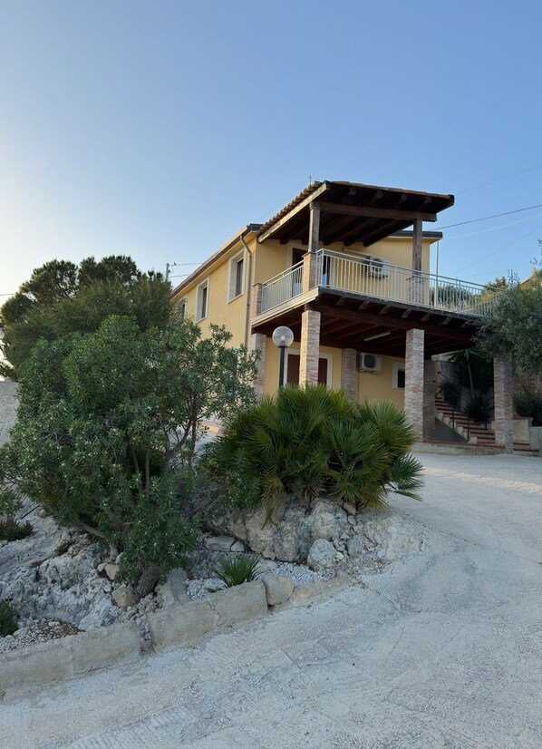 Exterior - Sea view apartment (Marina di Palma)