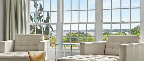 Smart-tv en een kantoor