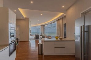 Microwave, oven, dishwasher