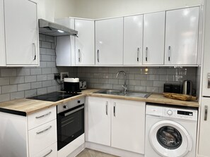 Micro-ondas, fogão, cooktop