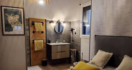 Bed and Breakfast 'Campagne' with Shared Terrace, Shared Garden and Wi-Fi