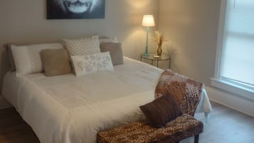 2 habitaciones, tabla de planchar con plancha, wifi y ropa de cama