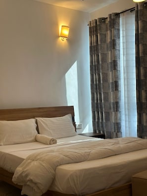 1 bedroom, iron/ironing board, WiFi, bed sheets