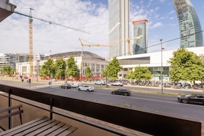 المنطقة المحيطة بالمنشأة