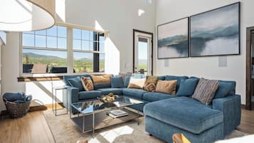 Smart TV, fireplace, video games