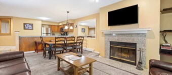 Winterplace Okemo 3BR | Perfect for Families & Ski