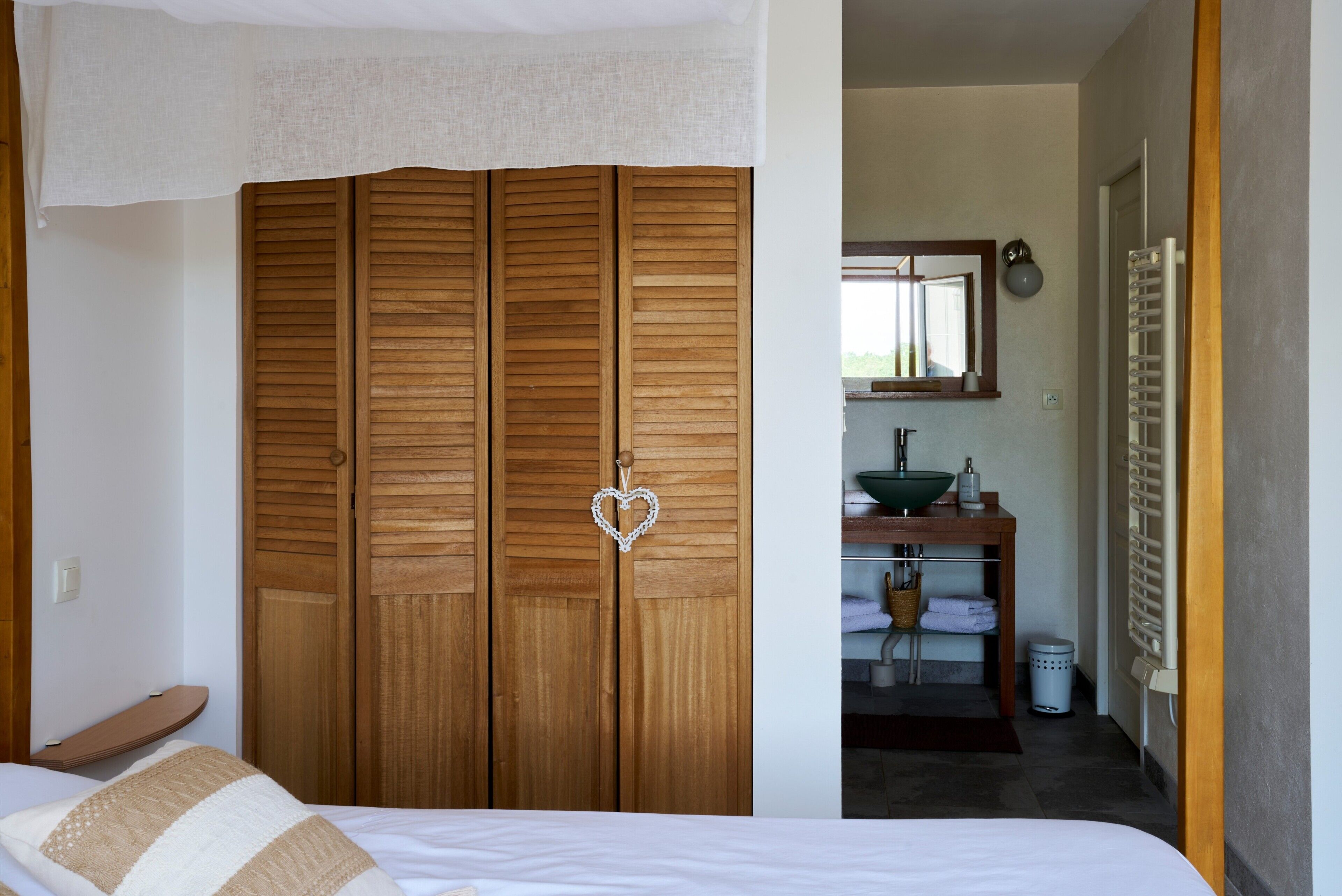 1 bedroom, WiFi, bed sheets, wheelchair access