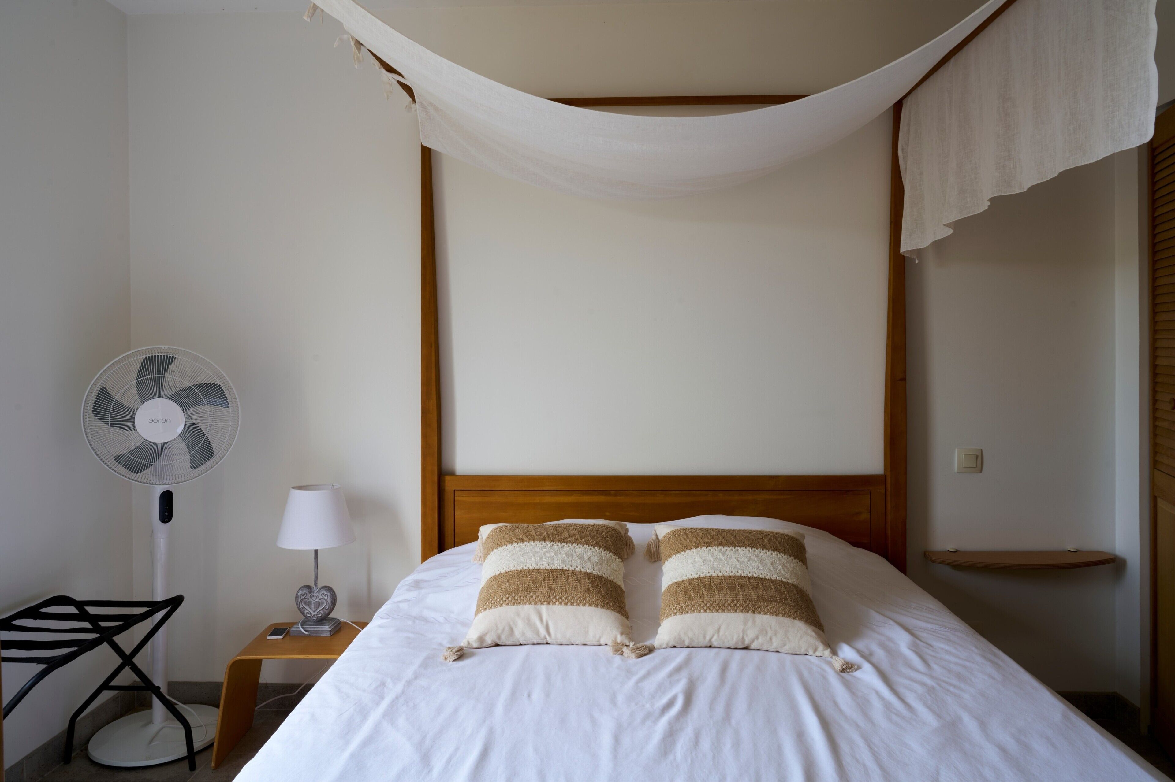 1 bedroom, WiFi, bed sheets, wheelchair access