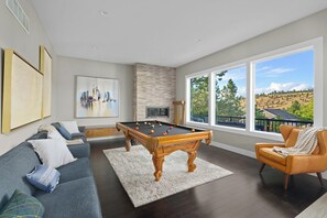 Smart TV, fireplace, video games, books