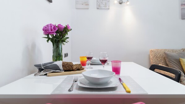Apartment (1 Bedroom) | Interior