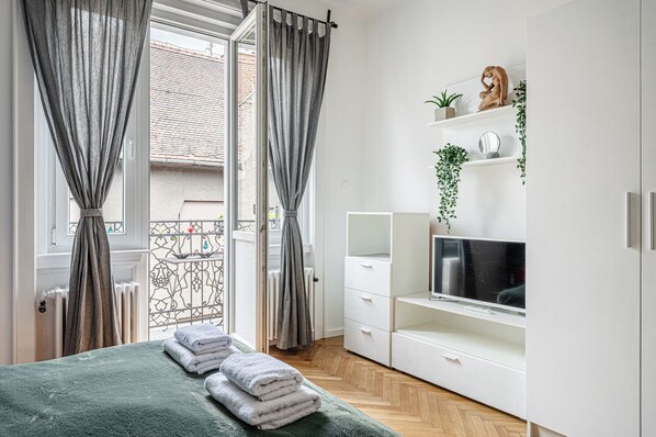 2 chambres, fer et planche à repasser, Wi-Fi gratuit