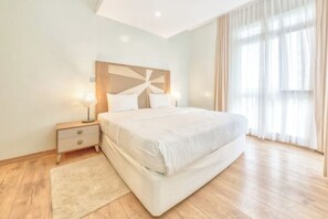 3 quartos, ferros/tábuas de passar roupa, Wi-Fi, roupa de cama