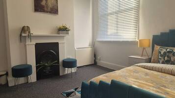 1 bedroom, free WiFi, bed sheets