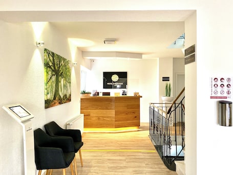 Reception. Hotel zur Sonne